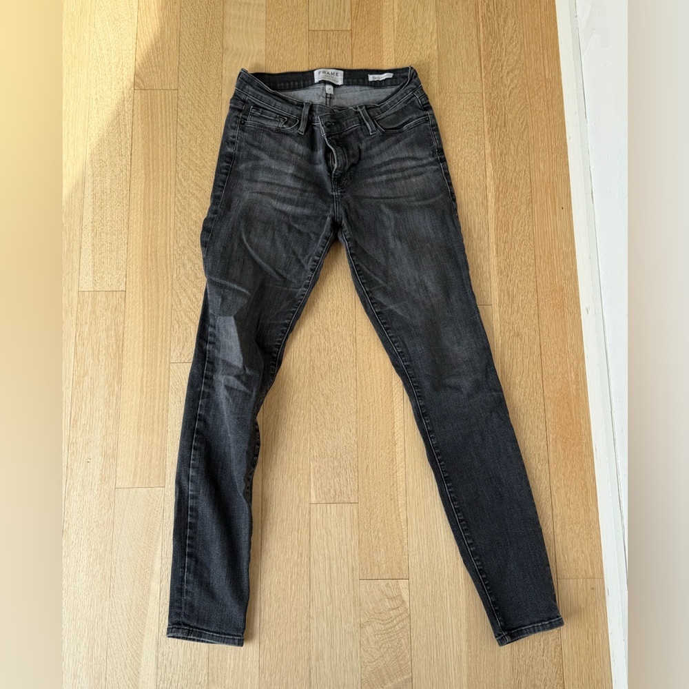 Frame Denim Washed Black Skinny Jeans for Women
